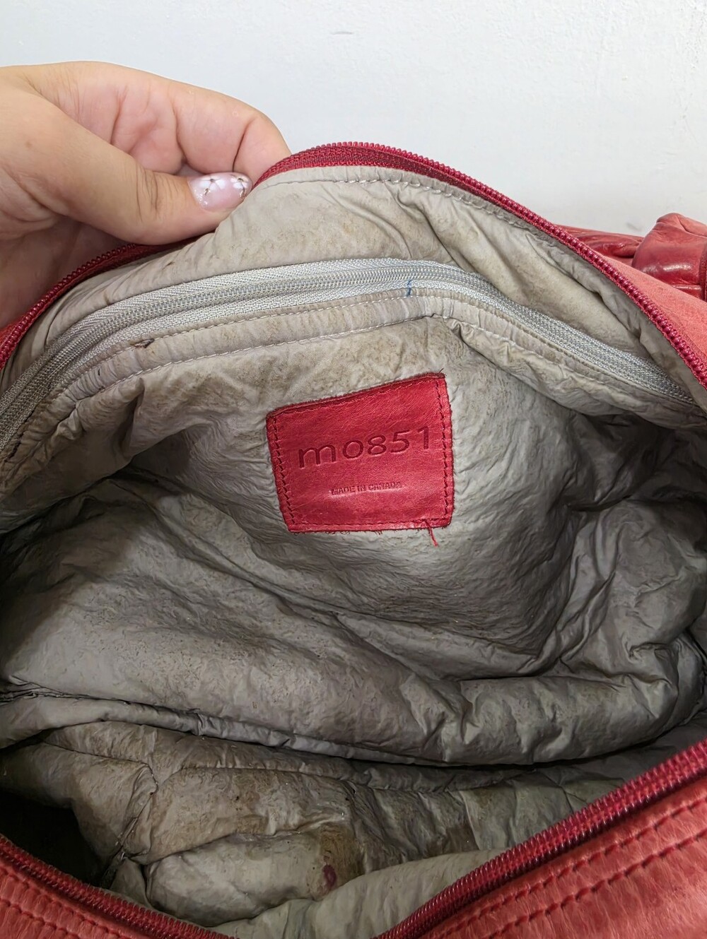 M0851 Classic Red Leather Hobo Shoulder Bag - Picture 14 of 15